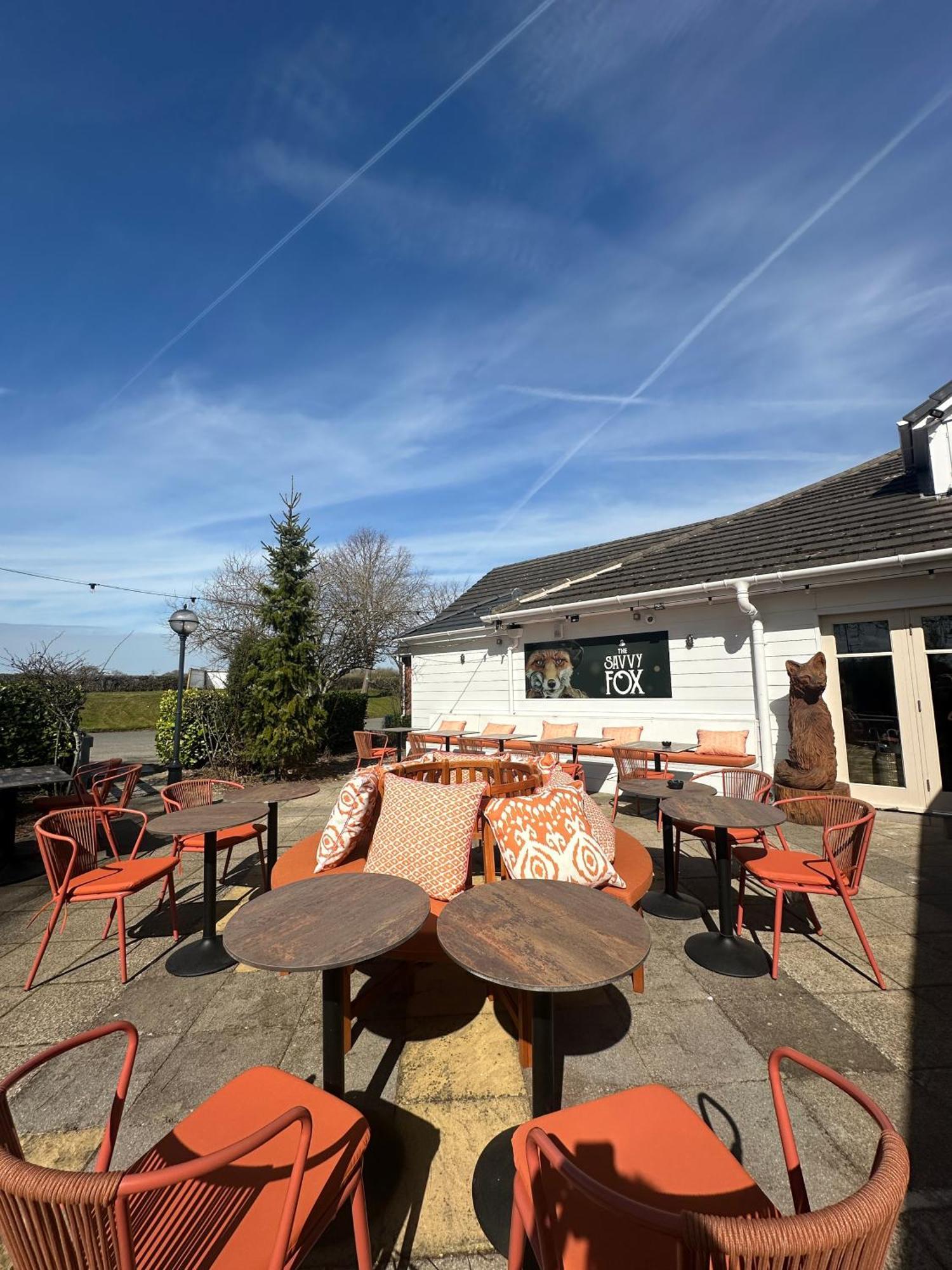 Hotel Wrexham Extérieur photo